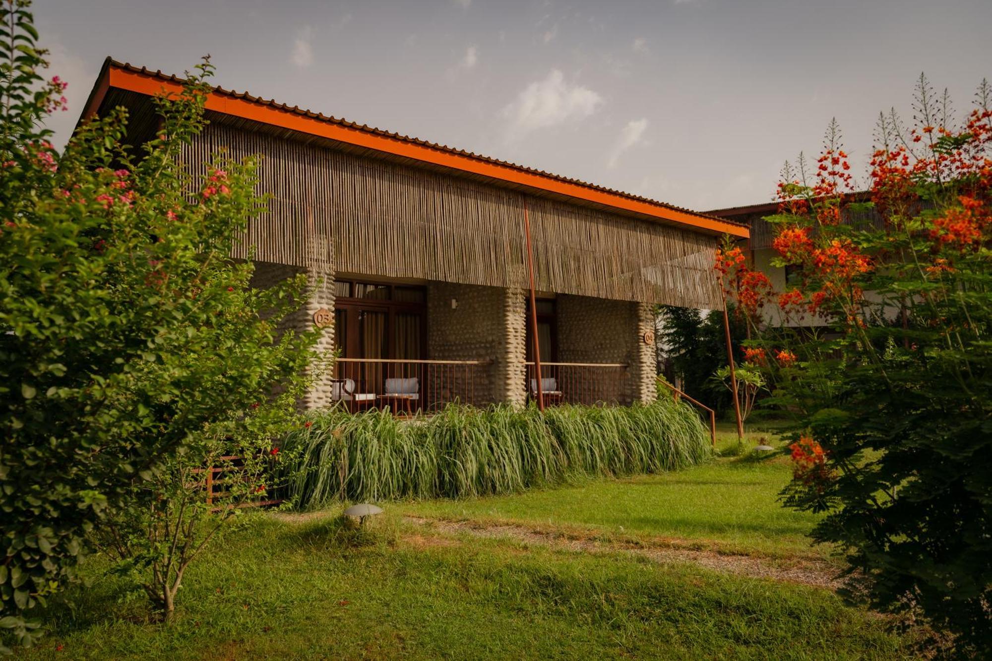 Sanctuary Chitwan National Park Zewnętrze zdjęcie