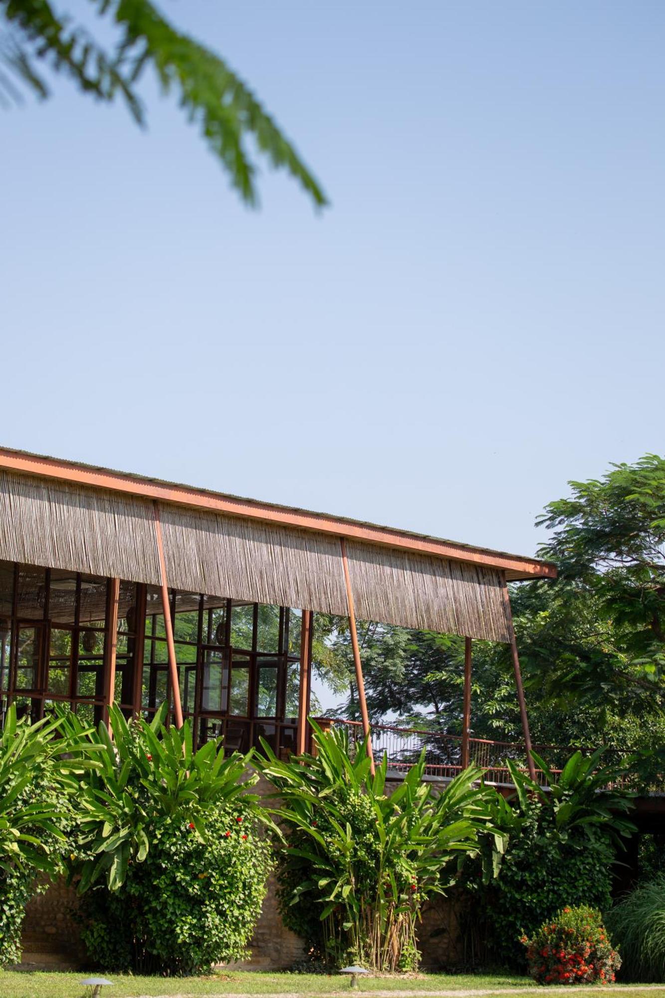 Sanctuary Chitwan National Park Zewnętrze zdjęcie